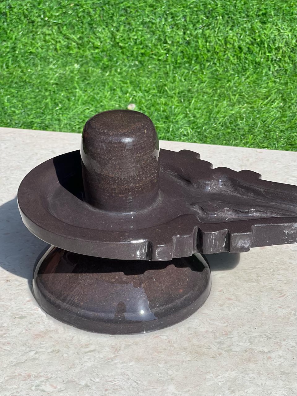 4-inch Akhand Narmadeshwar Shivling, 4″ height · 8″ Jaladhari