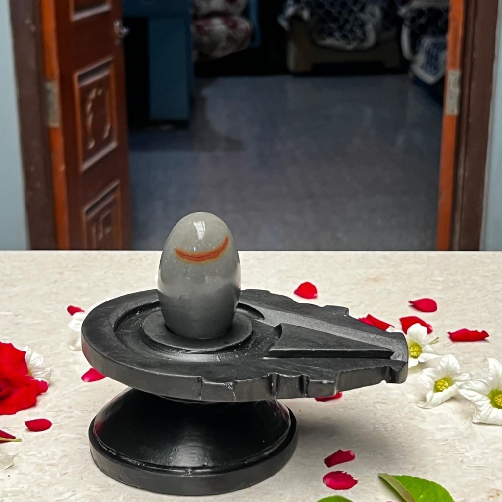 3 Inch Natural Tilakdhari Narmadeshwar Shivling with 6 Inch Black Damru Jaladhari, 3″ height · 6″ Damru Jaladhari