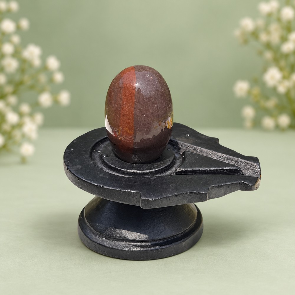 2-inch Narmadeshwar Shivling · Vertical Rust Stripe, 2″ height · 4″ Jaladhari